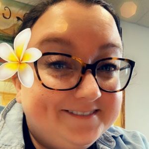 Meet your Posher, Lindsey